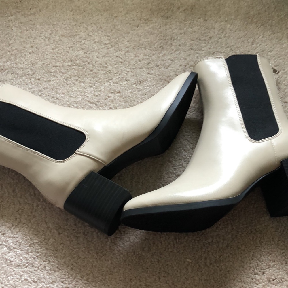 A New Day Itzel Chelsea Boot - Picture 6 of 10